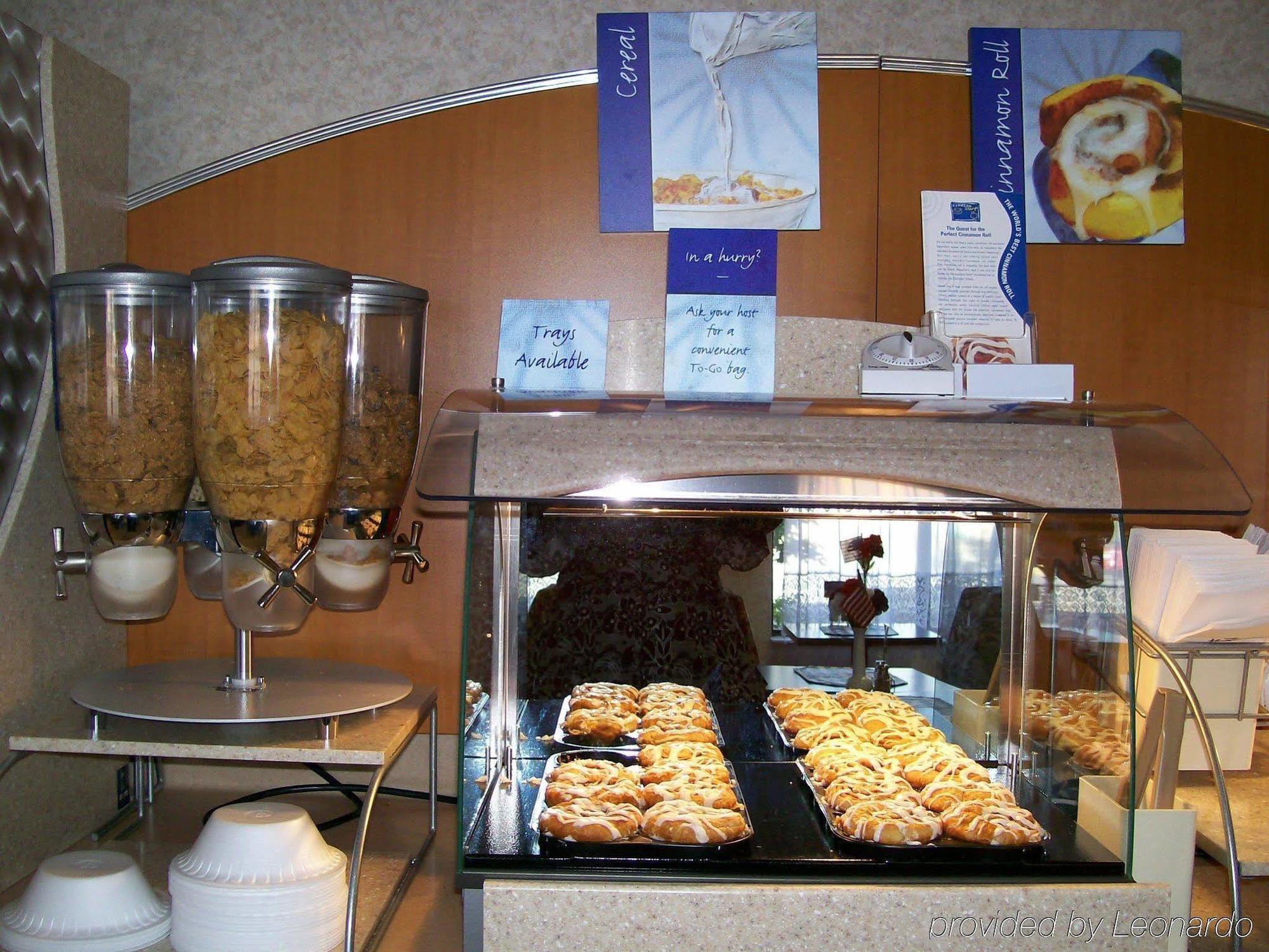 Holiday Inn Express & Suites Alliance By Ihg Restaurante foto